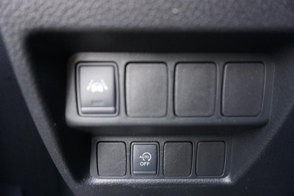 Nissan Qashqai 1.2 tekna 1e eigenaar / climate / navi / cruise / pano / 360