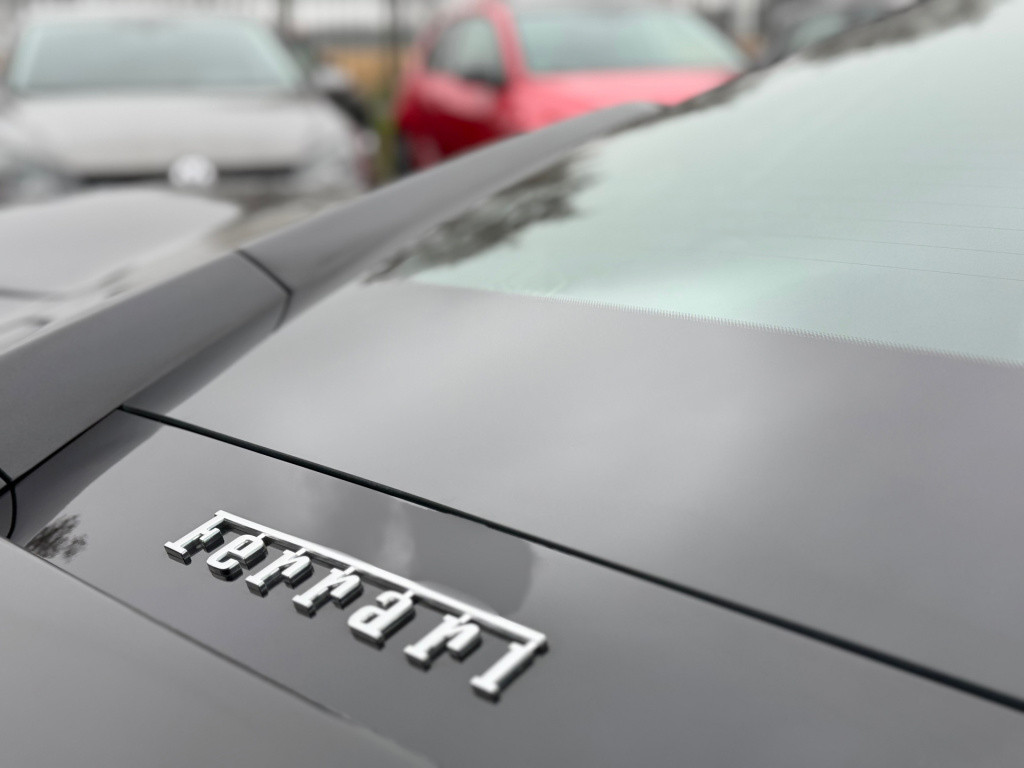 Ferrari 488 3.9 gtb hele * daytona seats * carbon driver zone * dealer onde