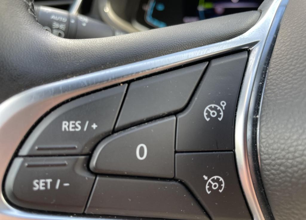 Renault Clio 1.6 e-tech hybrid 140 intens