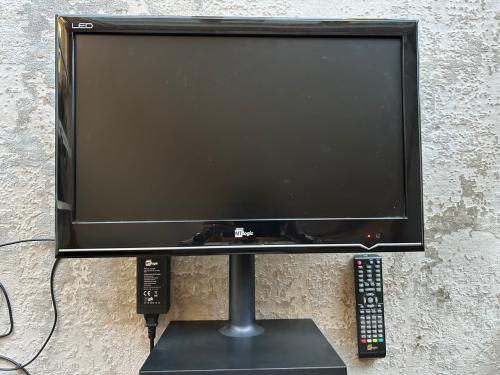 Led tv mt logic met dvd speler