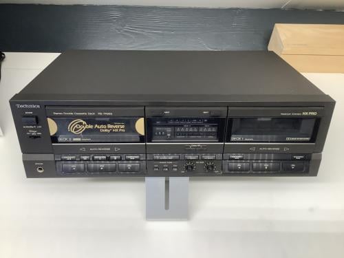 Technics Stereo Double Cassettedeck RS-TR265. Let op 1 kant doet het niet.