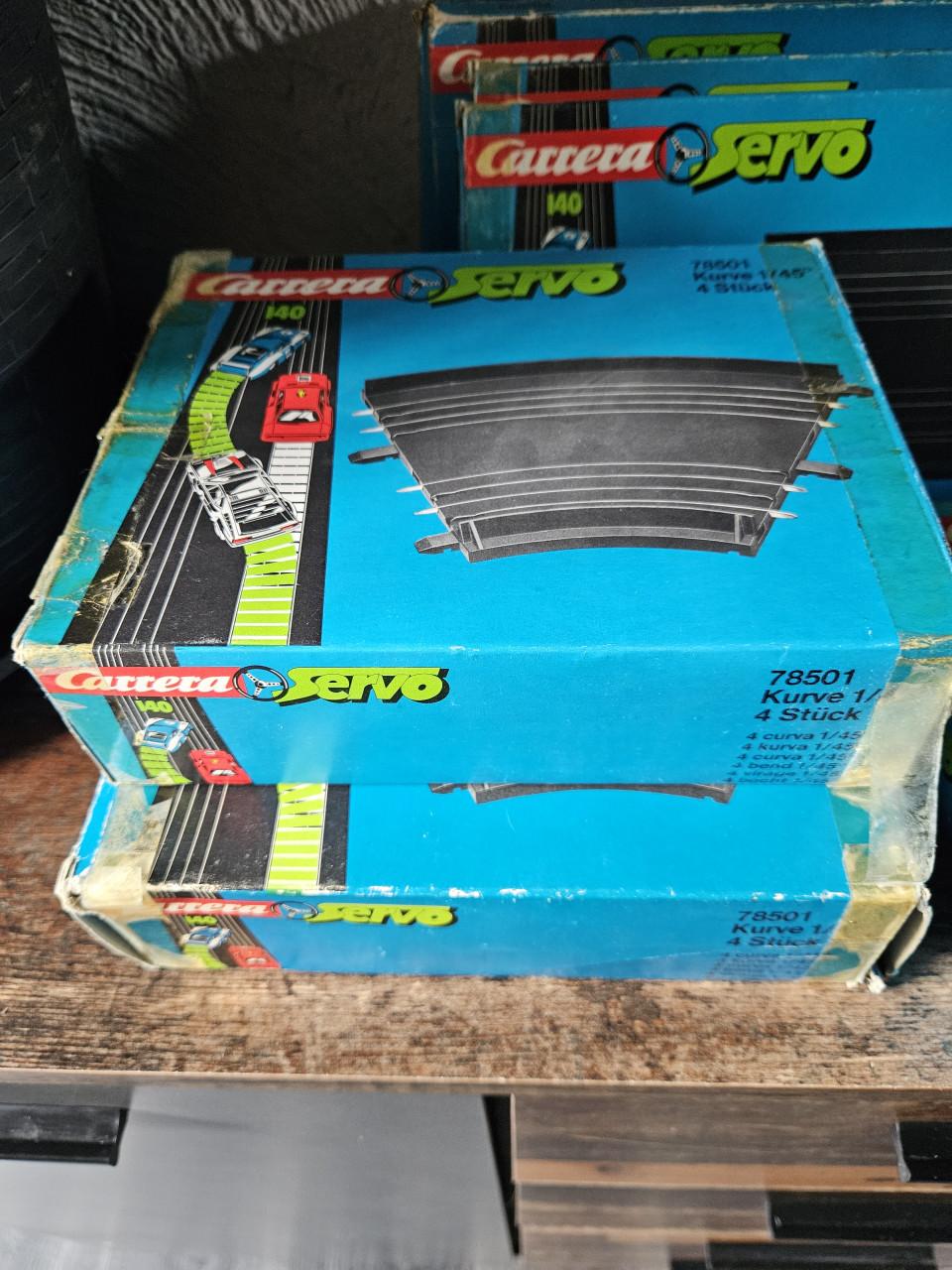 Grote vintage set Carrera Servo 140 racebaan onderdelen-