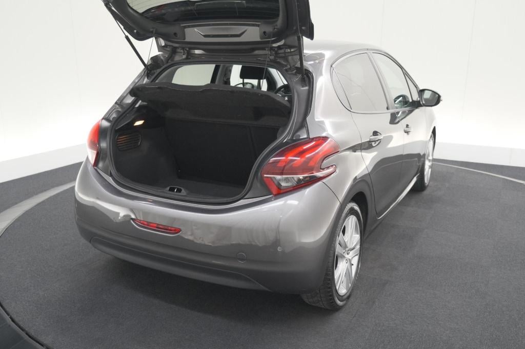 Peugeot 208 puretech 82 signature | parkeersensoren | apple carplay | navig