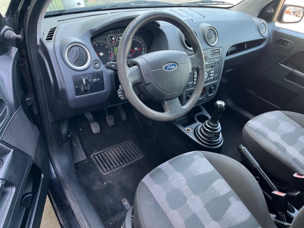 Ford Fusion 1.4 - 16v champion airco