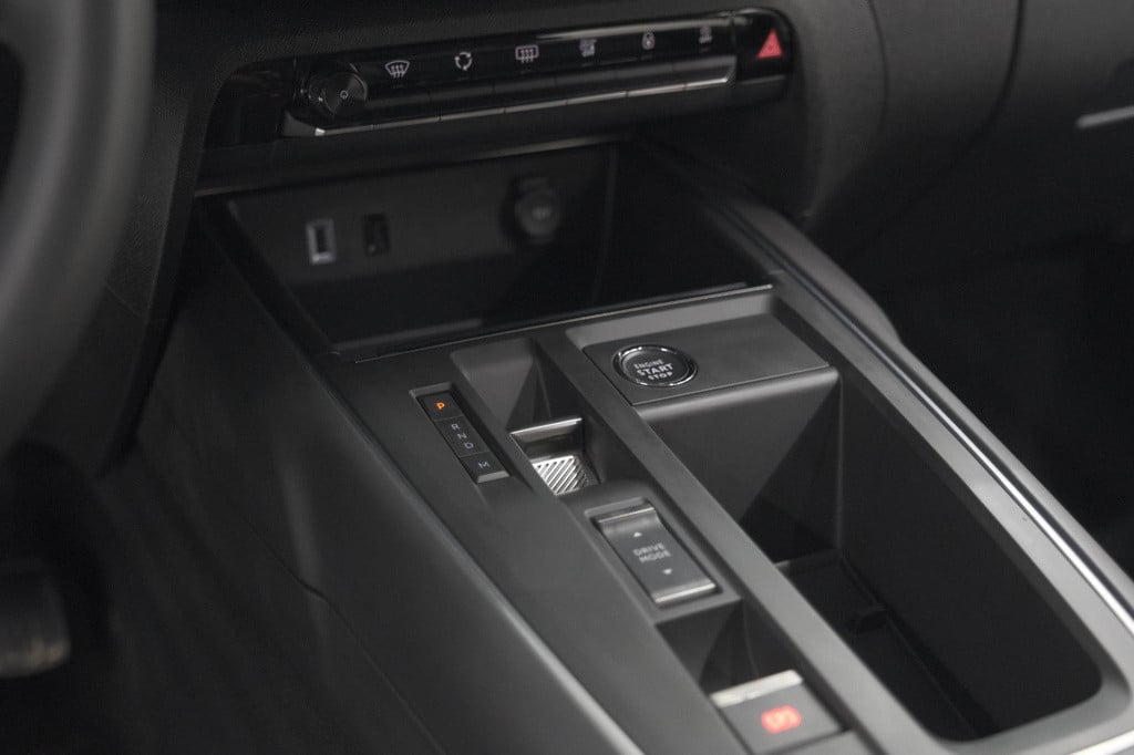 Citroen C5 Aircross hybrid 136 e-dcs7 plus | camera | apple carplay | parke