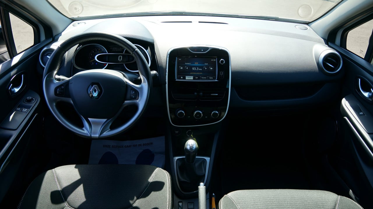 Renault Clio 0.9 TCe ECO Night&Day Rijklaar incl. garantie