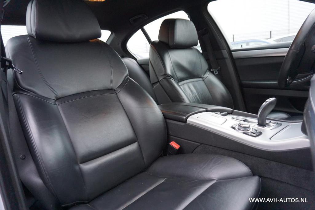 BMW 5 Serie 530i high executive