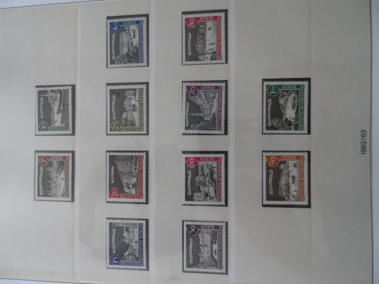 Postzegels BERLIJN 2 LINDNER FALZLOZ T albums en 100 FDC's