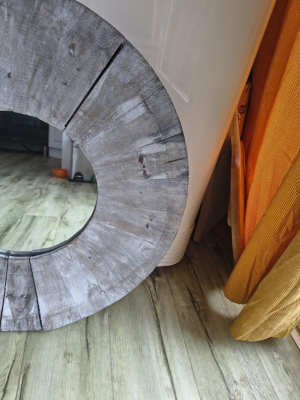 Prachtige grote houten spiegel rond, ronde spiegel hout.