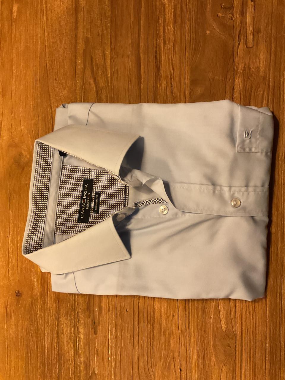 3 strijkvrije overhemden, mt 44  CasaModa en Marvelis
