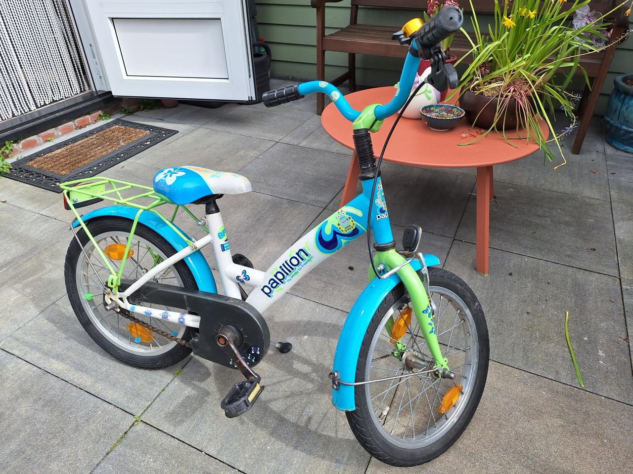 16 inch fietsje  en losse onderdelen