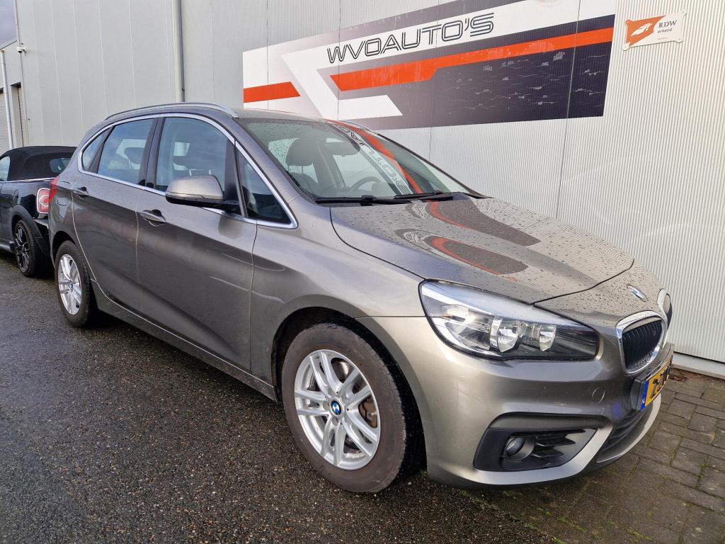 BMW 2-serie active tourer 218i essential