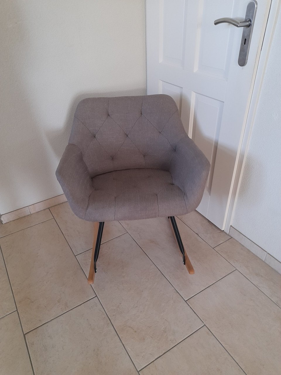 Leuke schommelstoel (in goede nette staat )