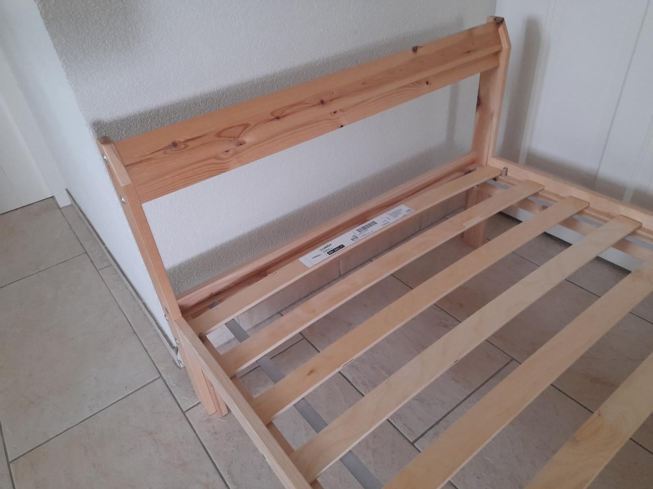 Ikea bed 90 x 200 (in goede nette staat )