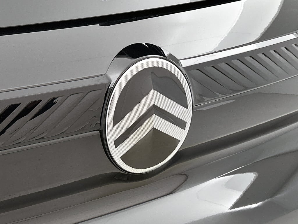 Citroen C3 turbo 100pk max | rijklaar | achteruitrijcamera | comfort seats 