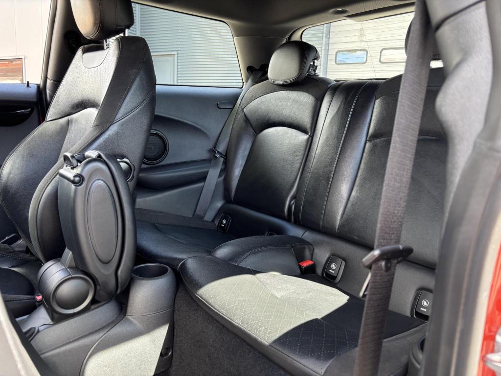 Mini Cooper 2.0 s chili
