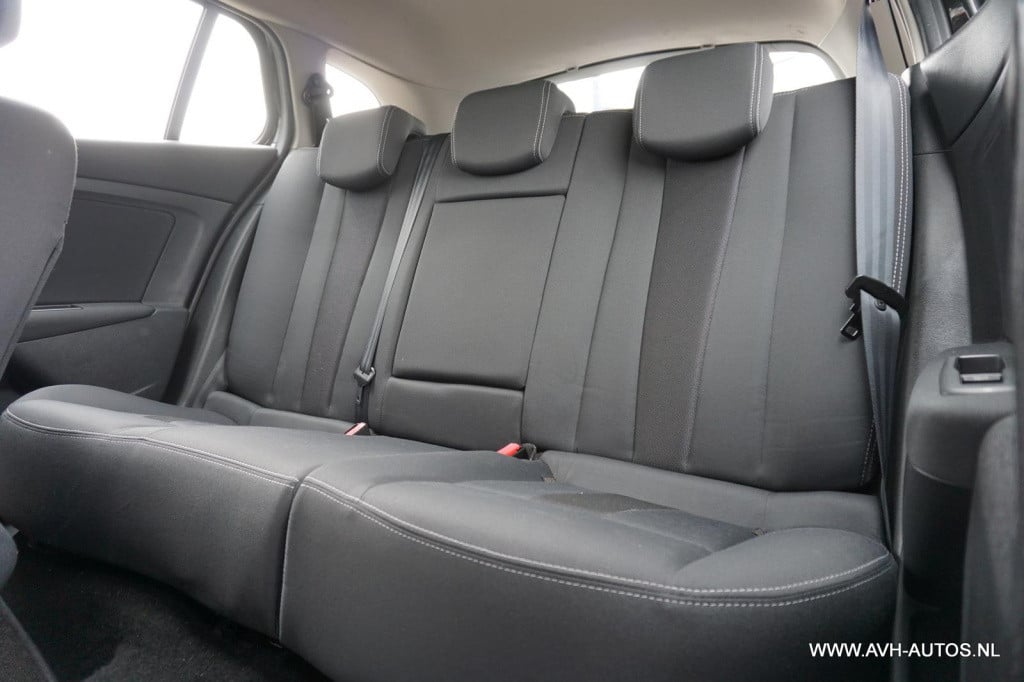 Renault Megane 2.0 dynamique automaat