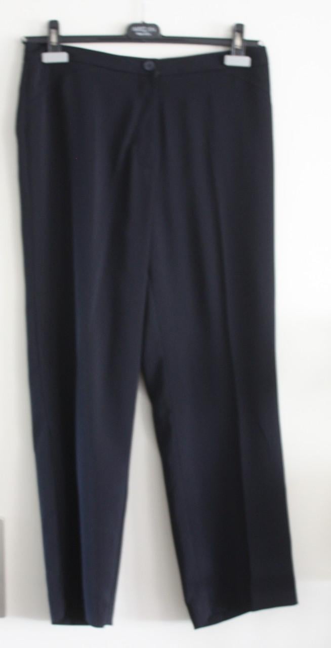 Zwarte pantalon  maat 40