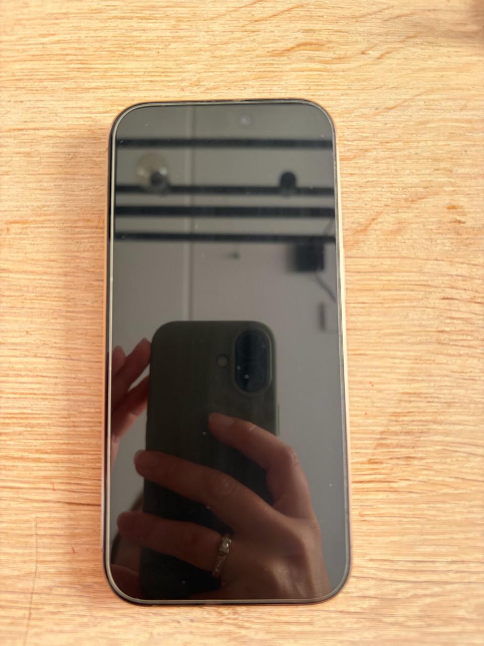 Apple iPhone 16 Pro 128 gb. Als nieuw!