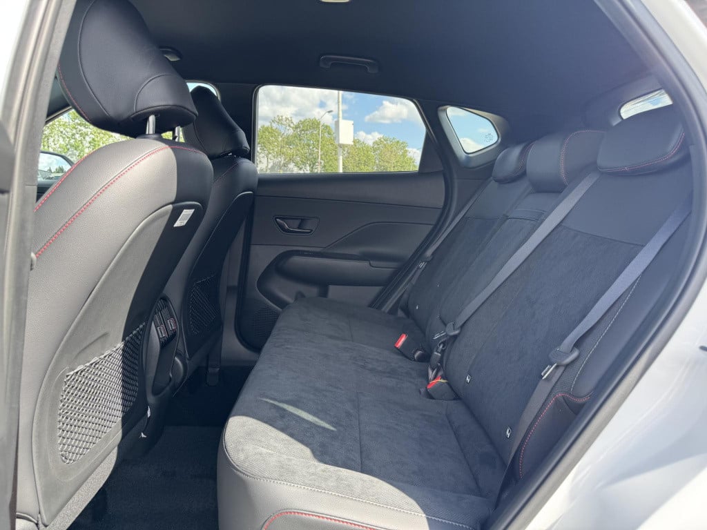 Hyundai Kona 1.6 gdi hev n line