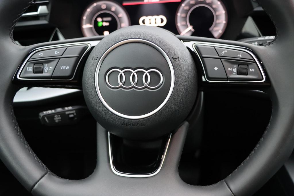 Audi A3 sportback 40 tfsi e advanced edition 204pk