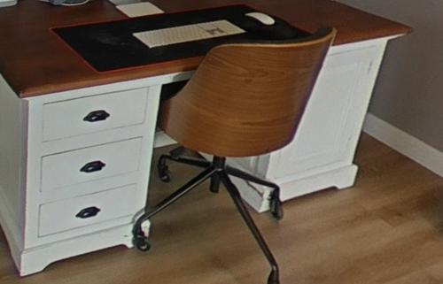 Bureau met stoel