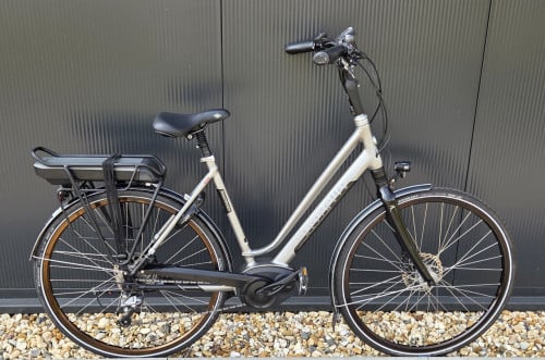 Mooie nette Ultimate T10 HMB 53cm Bosch Performance Line-motor