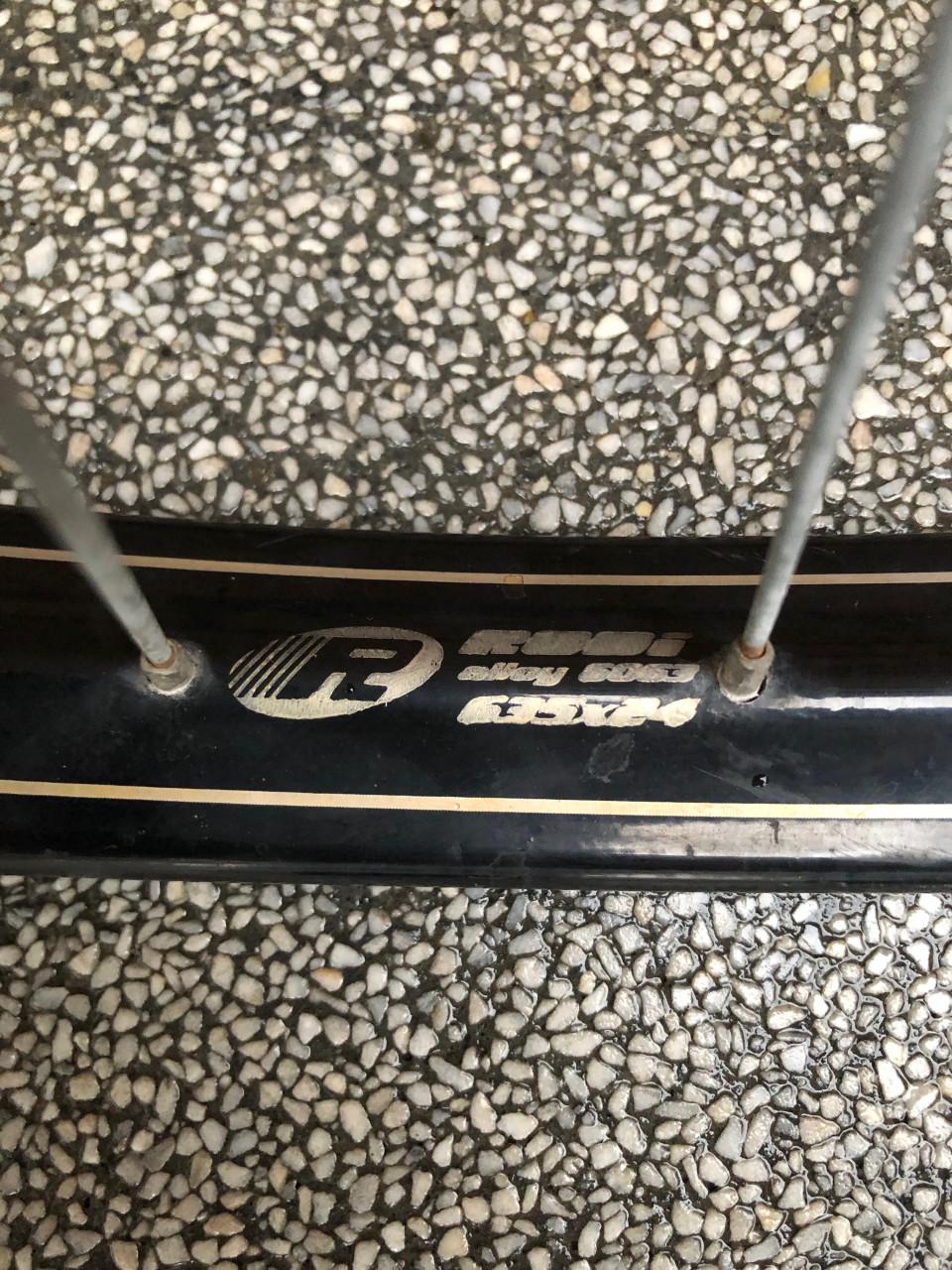 Omafiets voorwiel 28x1.1/2