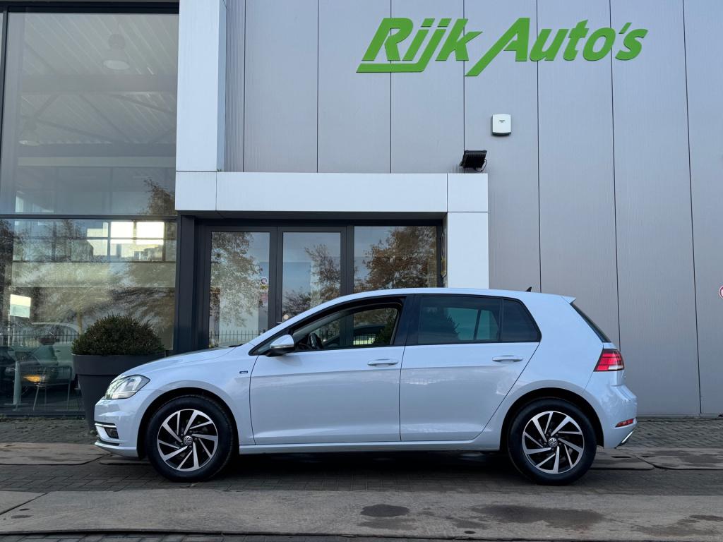 Volkswagen Golf 1.0 tsi join * virtual cockpit * navigatie * stoelverwarmin