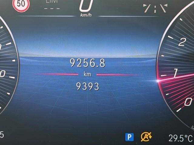 Mercedes-Benz Glb 200 amg line premium plus l panoramadak l mbux l multibea