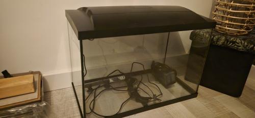 Aquarium met pomp verlichting en verwarming