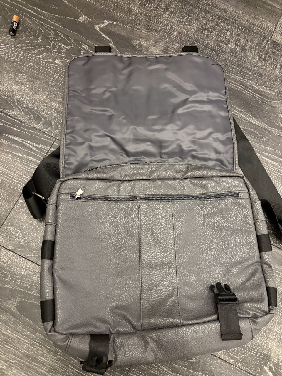 Grijze laptop tas