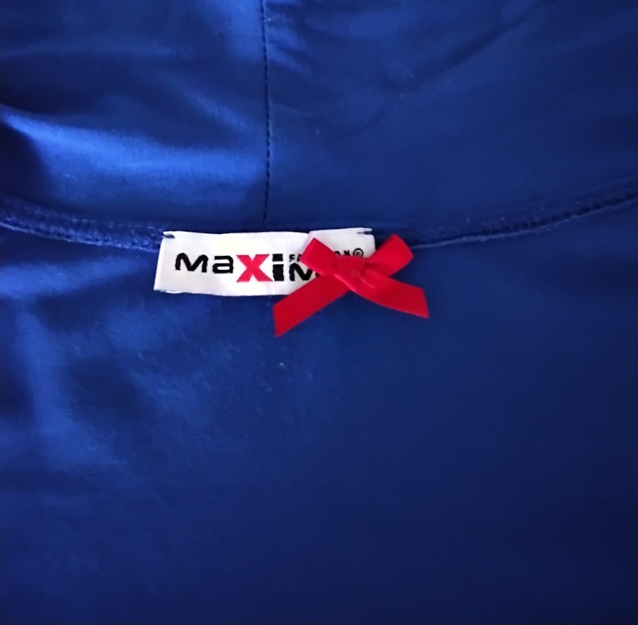 Prachtig koningsblauw lang vest Merk Maxima