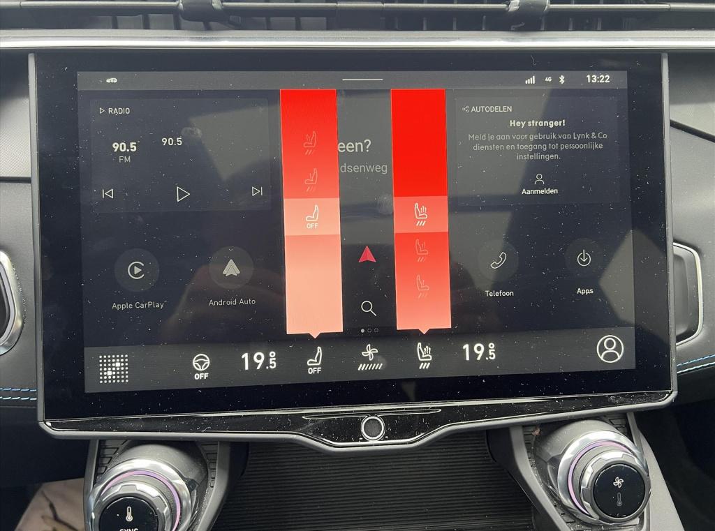 Lynk & Co 01 1.5 261pk phev 7dcth , panodak , adaptive cc ,stuur en stoelve