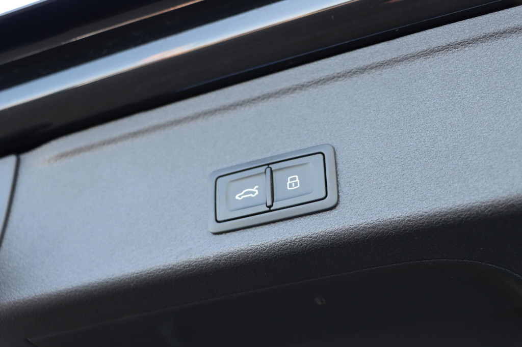 Audi A4 avant 35 tfsi s edition