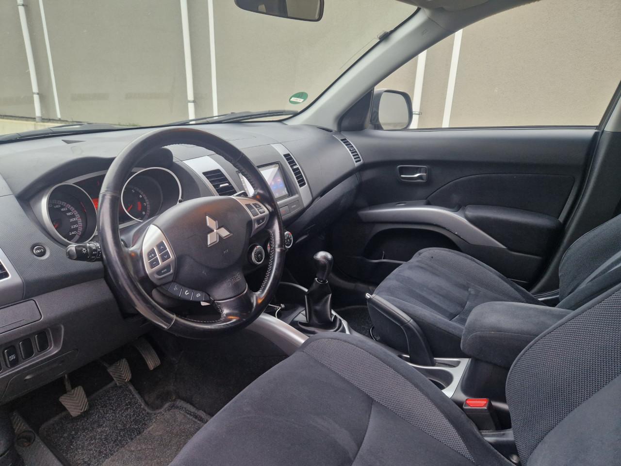 Mitsubishi Outlander 2.4 Intro Edition 2WD