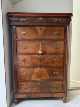 Antieke secretaire