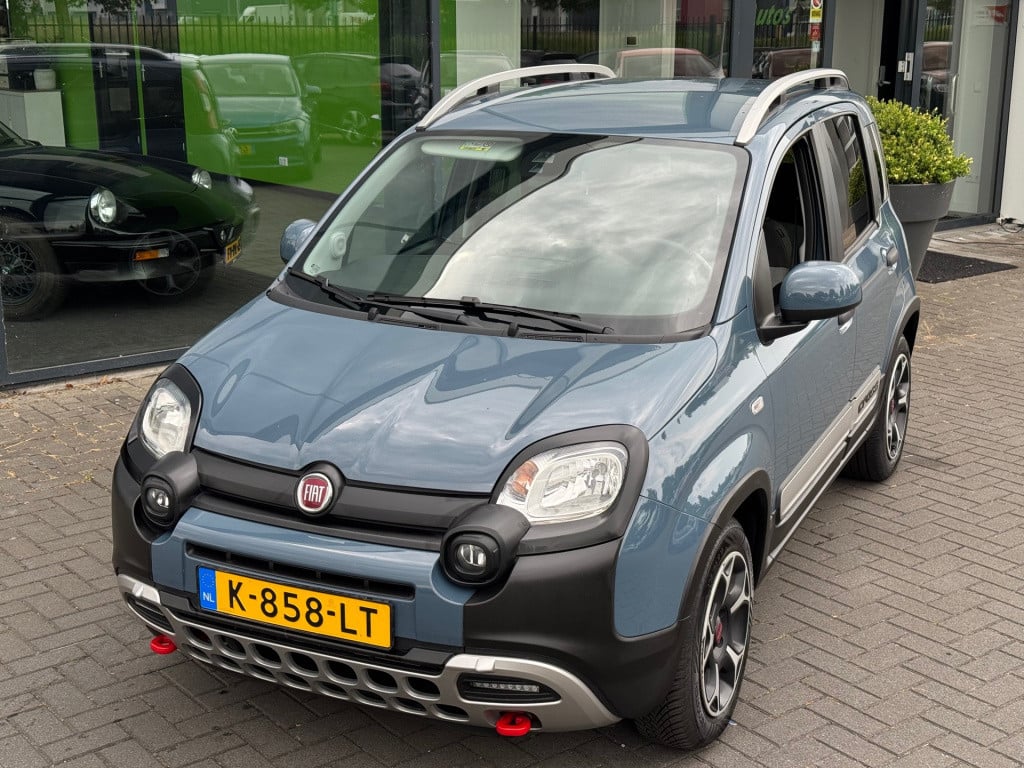 Fiat Panda 1.0 hybrid cross * stoel + voorruit verwarming * airco * bluetoo