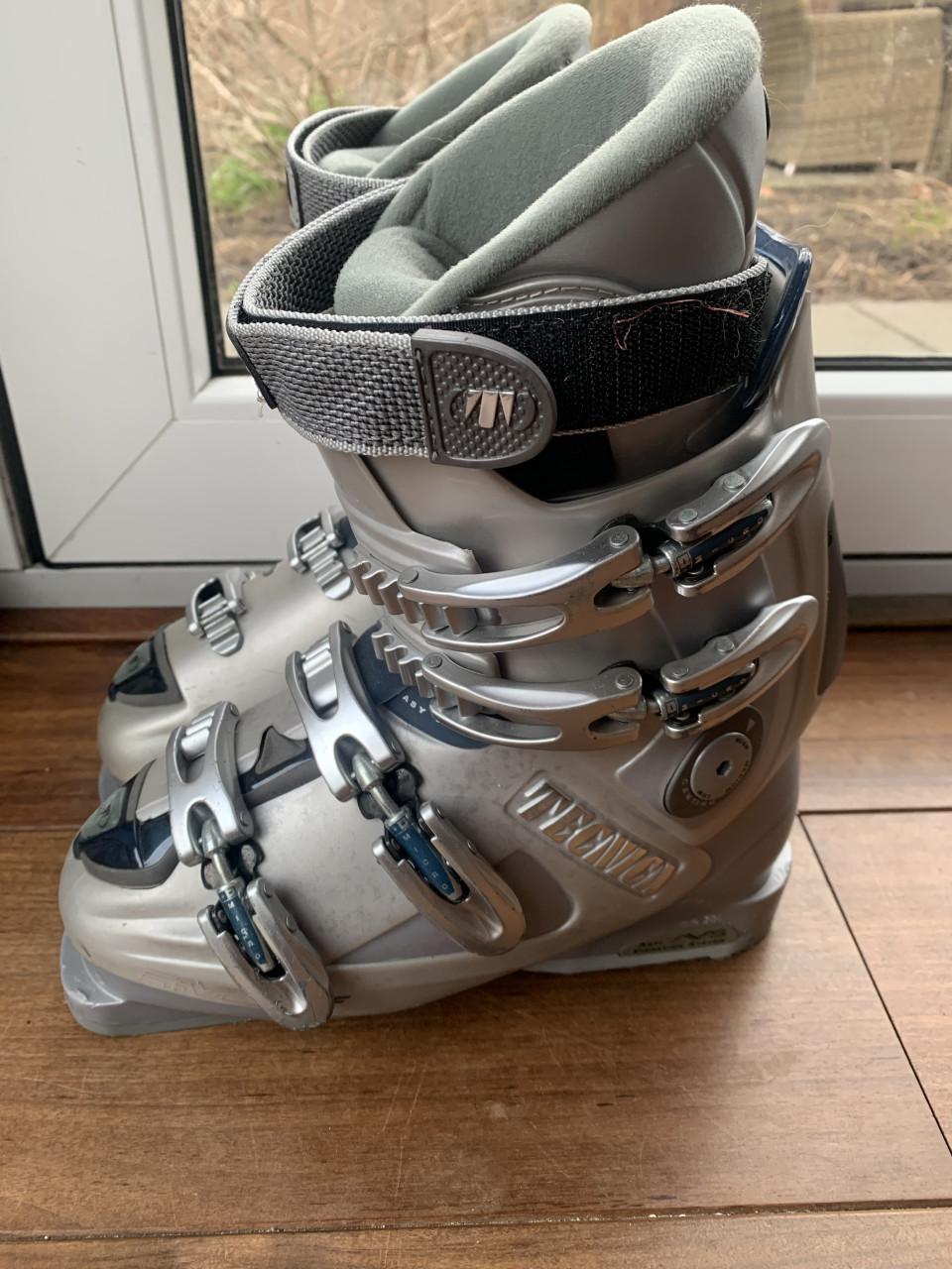 Tecnica skischoenen maat 24, 36 / 37