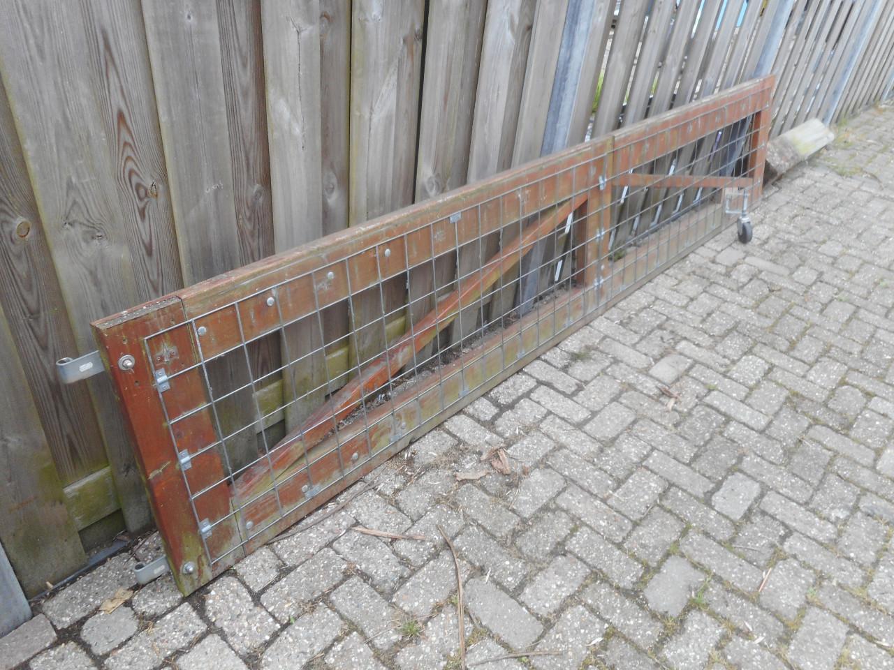 Tuinpoort 354X70 met paal