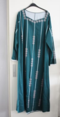 Groene jurk met witte strepen en bolletjes maat 4xl