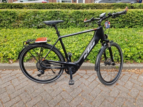 Schitterende KTM met Bosch Performance CX middenmotor en 625wh accu