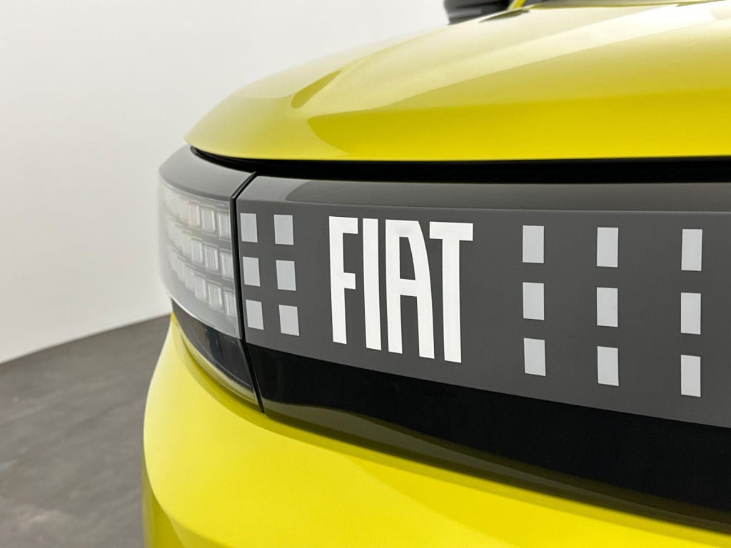 Fiat Panda grande la prima 11 kw 44 kwh | navigatie | parkeersensoren voor/