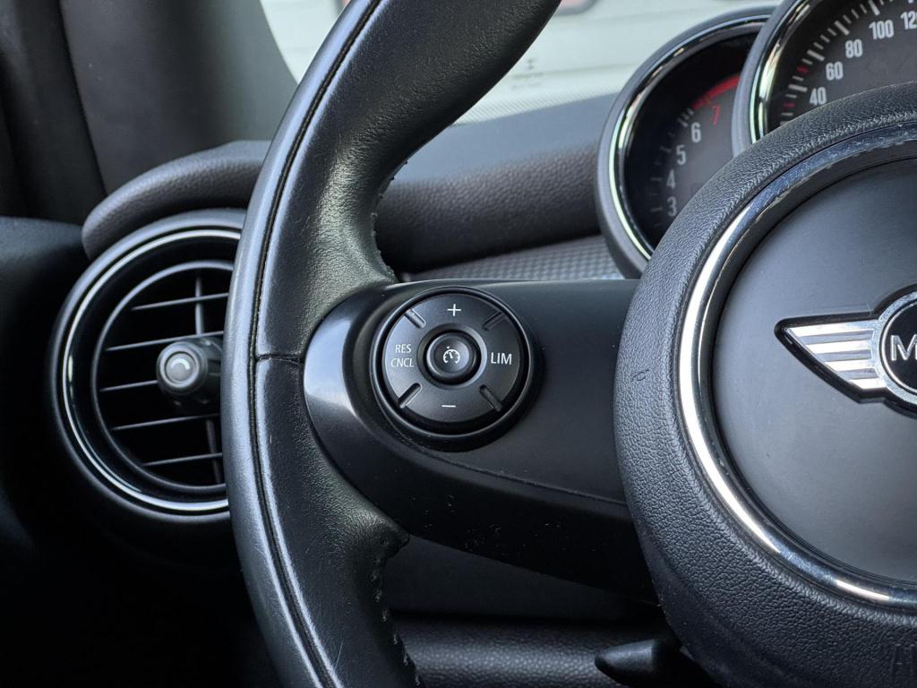 Mini Cooper mini 1.5 salt business allseason banden, nl-auto!