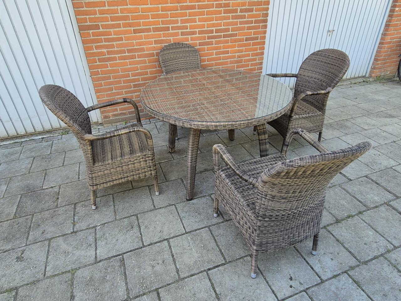 4SO Tuinset, 4 stoelen met tafel(Bezorging mogelijk)