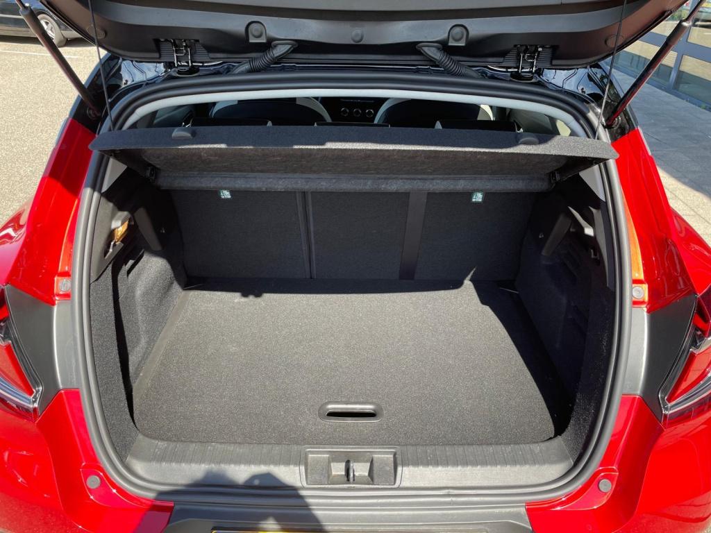 Renault Captur 1.6 e-tech full hybrid 145 techno