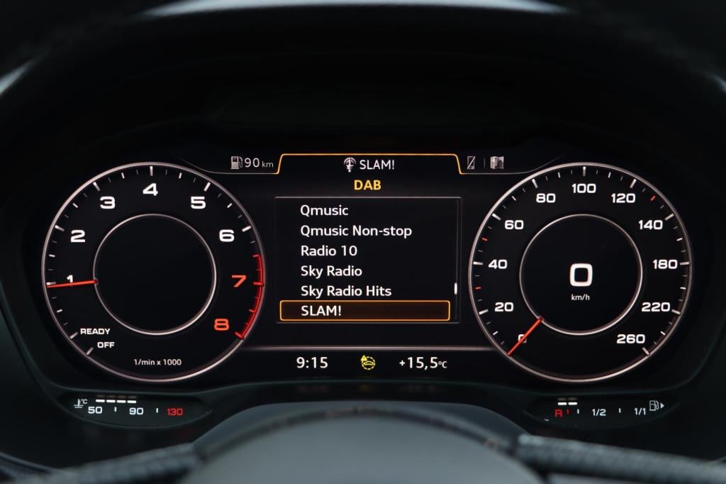 Audi Q2 30 tfsi s-line edition 110pk