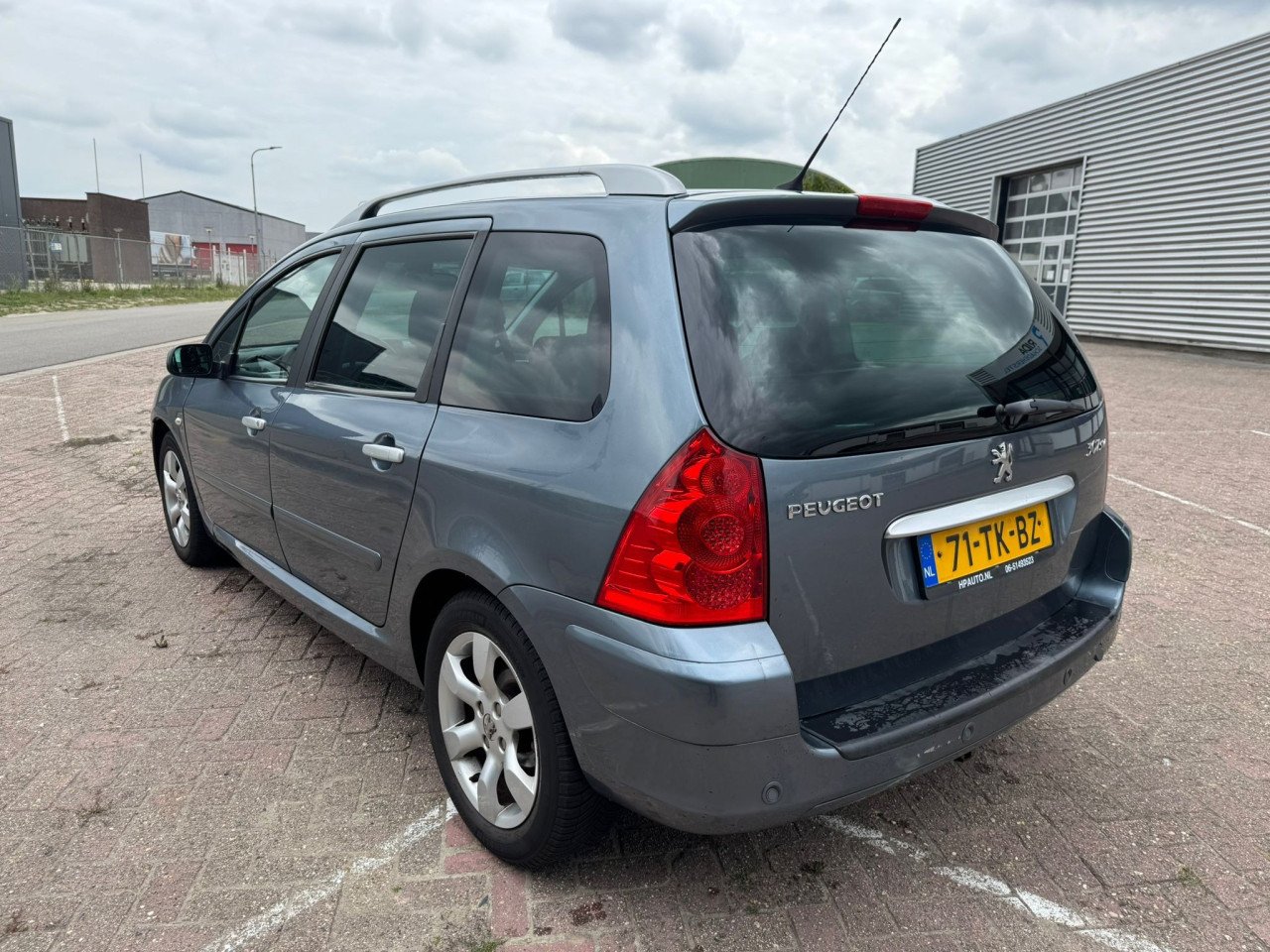 Peugeot 307 bj 2006 1000 euro
