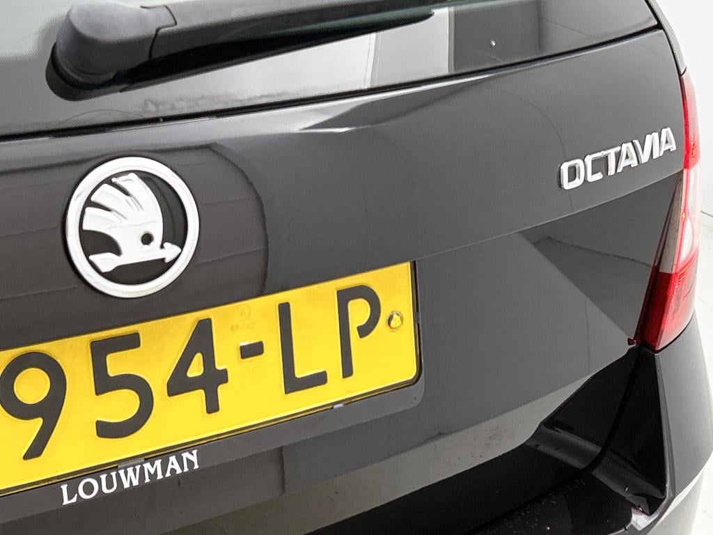 Skoda Octavia combi 1.0 tsi greentech business edition | navigatie | climat