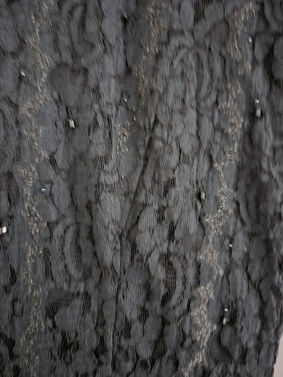 Zwarte midi-jurk van het merk Armand Ventilo, Maat 40